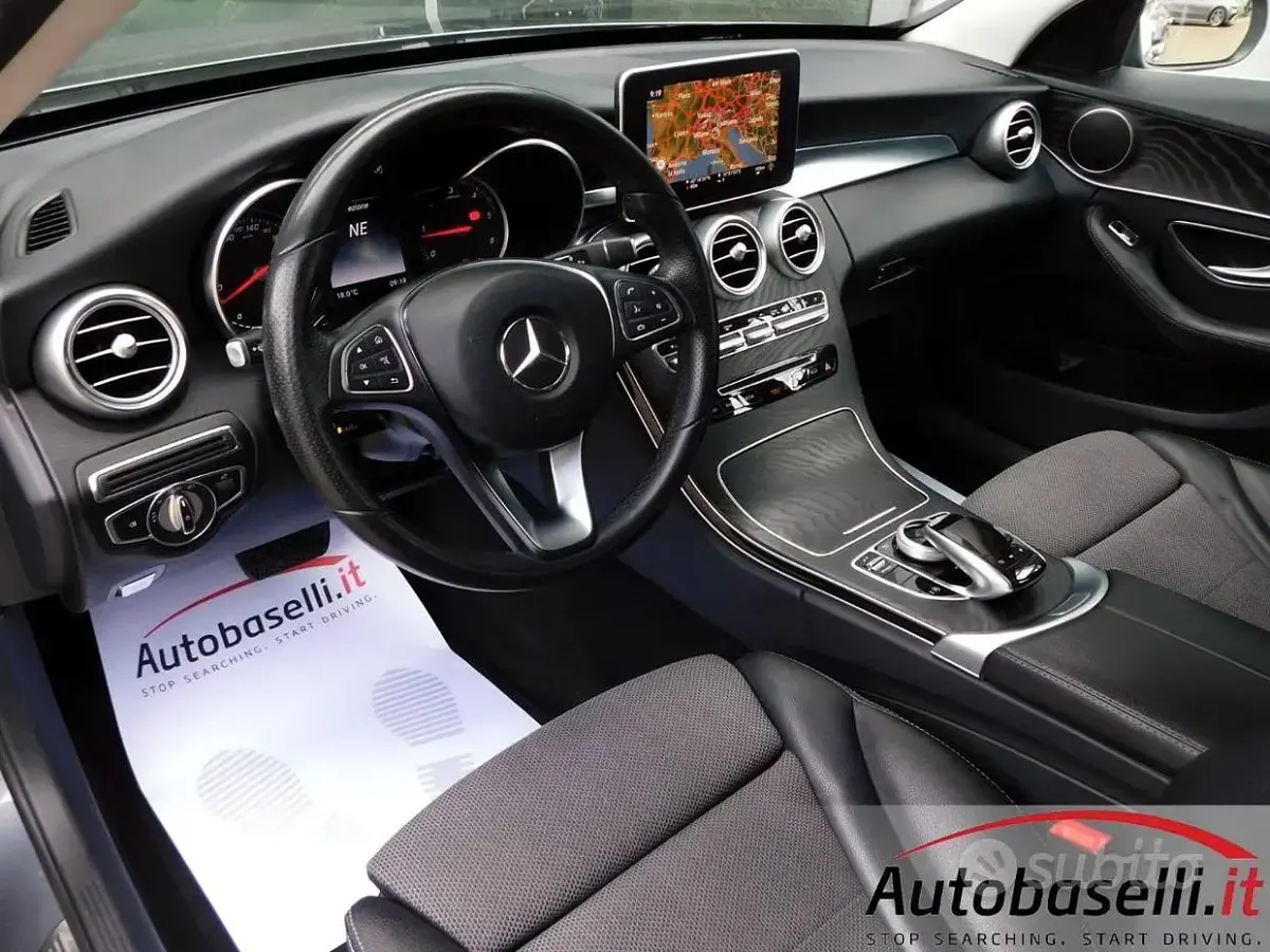 Usata Mercedes C220 AMG line Plus 194 CV (142 kW) 2018 Grigio Station wagon