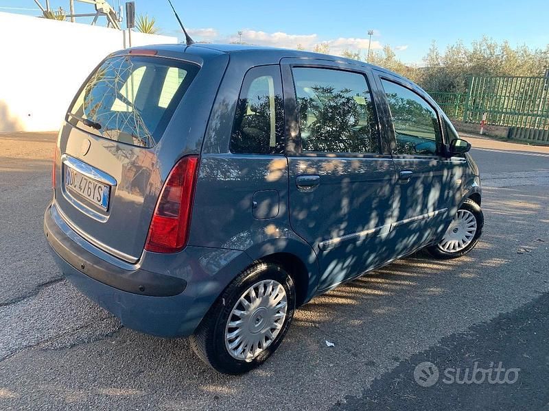 Usata Lancia Musa 90 CV (66 kW) 2006 Monovolume