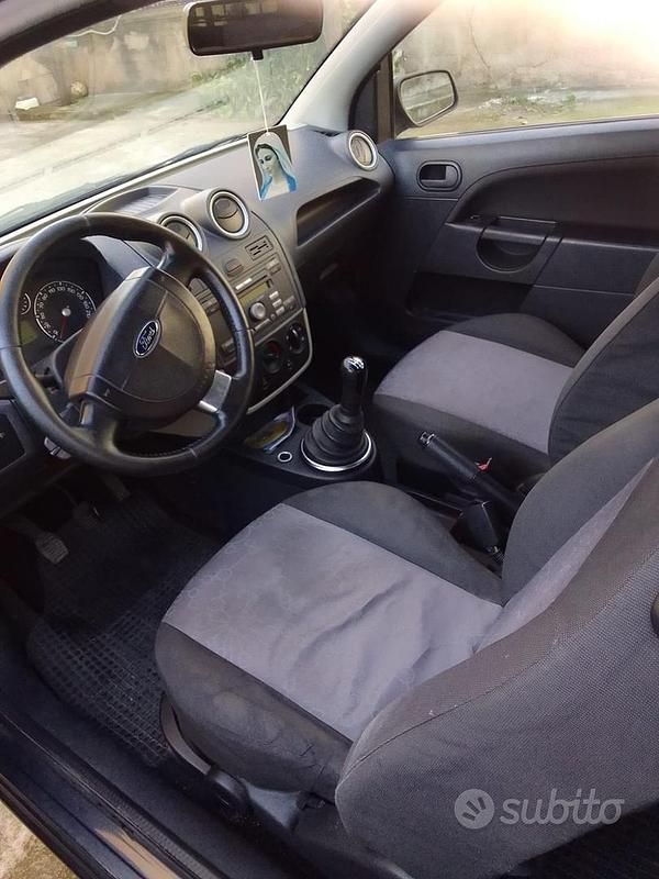 Usata Ford Fiesta 2008 Utilitaria
