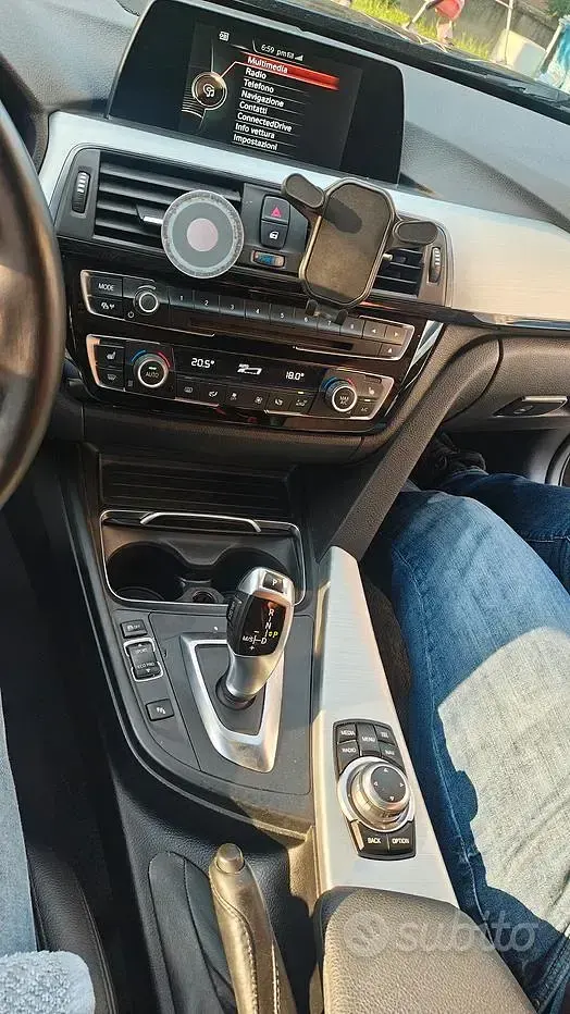 Usata BMW 318 Efficient Dynamics 150 CV (110 kW) 2018 Nero Station wagon