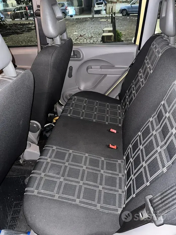Usata Fiat Panda Dynamic 75 CV (55 kW) 2006 Giallo Utilitaria