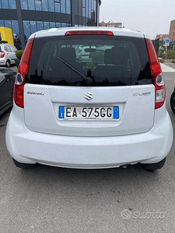 Usata Suzuki Splash GLS 65 CV (47 kW) 2010 Bianco Utilitaria