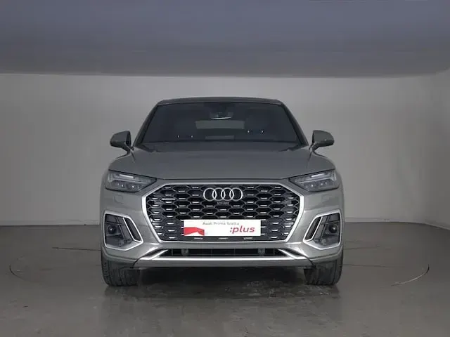 Usata Audi Q5 Sportback S-Line 204 CV (150 kW) 2024 Grigio chronos metallizzato SUV