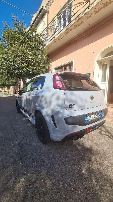 Usata Abarth Punto Evo 180 CV (132 kW) 2012 Grigio Utilitaria