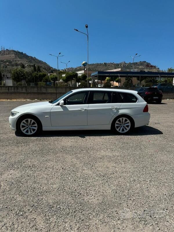 Usata BMW 320 184 CV (135 kW) 2010 Bianco Station wagon