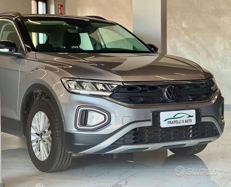 Grigio Usata 2022 VW T-Roc Style SUV | 20.990 € (Ottimo prezzo) - Immagine 1/4