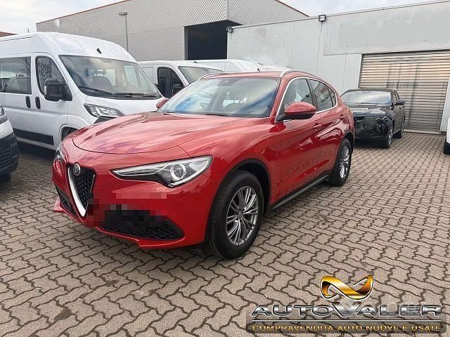 Usata Alfa Romeo Stelvio Business 190 CV (139 kW) 2018 Rosso SUV