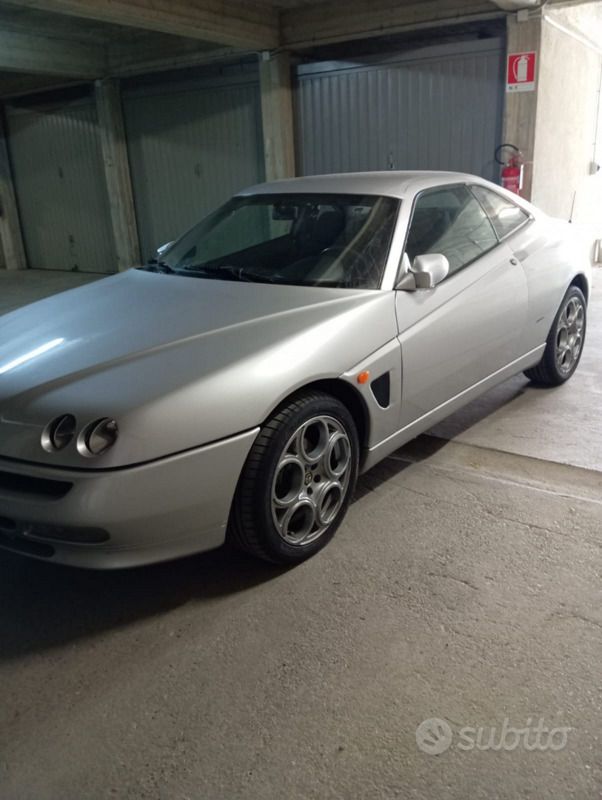 Usata Alfa Romeo GTV 144 CV (105 kW) 2000 Coupé