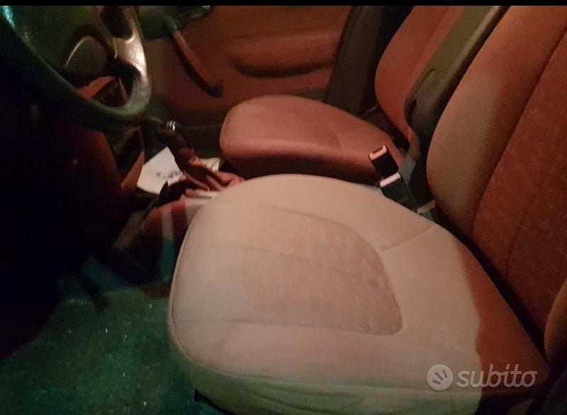 Usata Mercedes A170 Elegance 90 CV (66 kW) 2000 Grigio Berlina