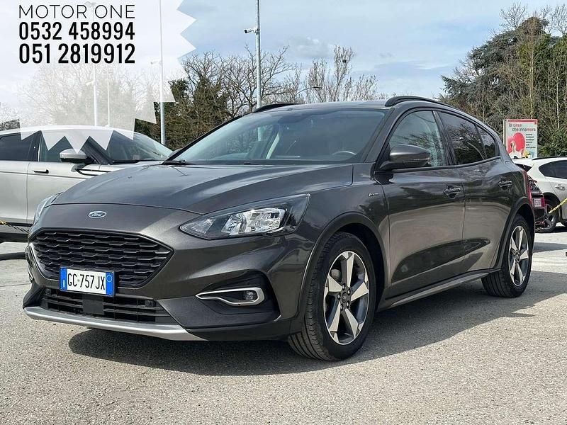 Usata Ford Focus Active 125 CV (91 kW) 2020 Grigio Berlina