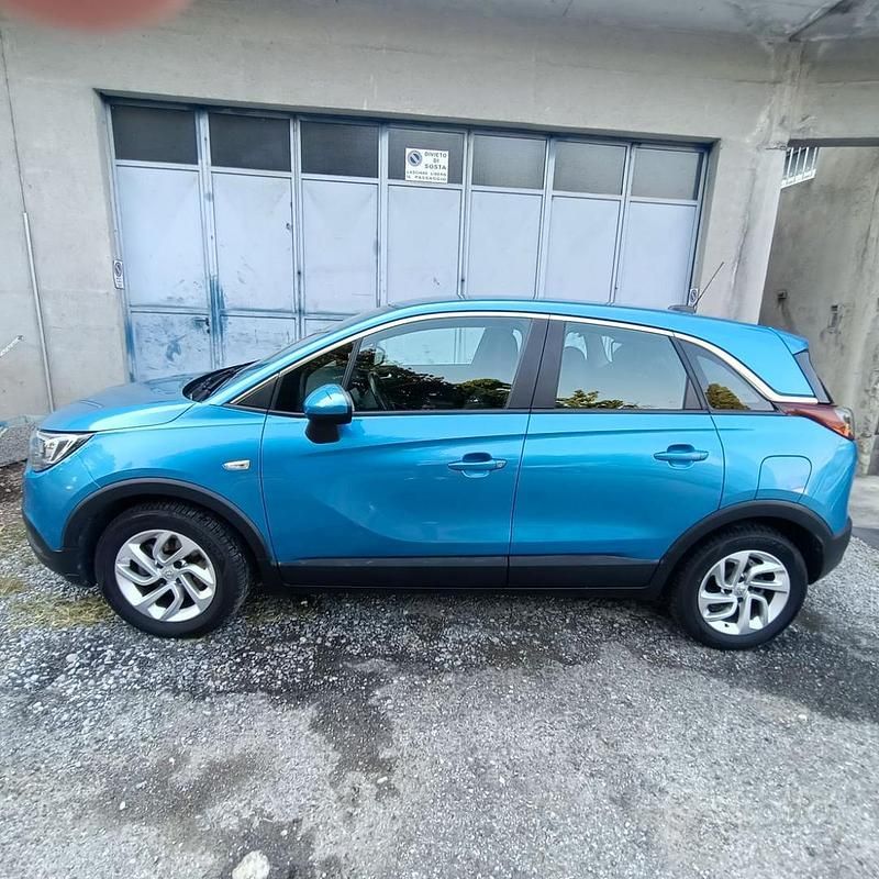 Usata Opel Crossland X Innovation 120 CV (88 kW) 2018 Blu/azzurro SUV