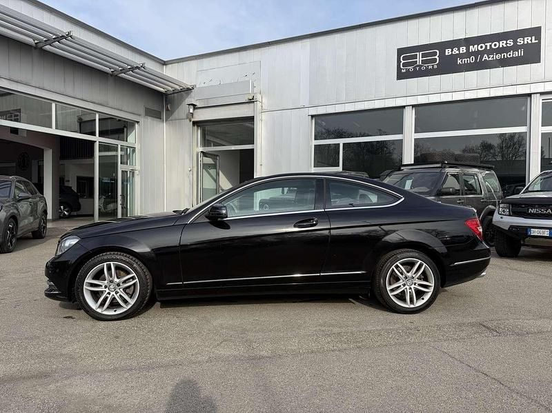 Usata Mercedes C220 Executive 170 CV (125 kW) 2014 Nero Coupé