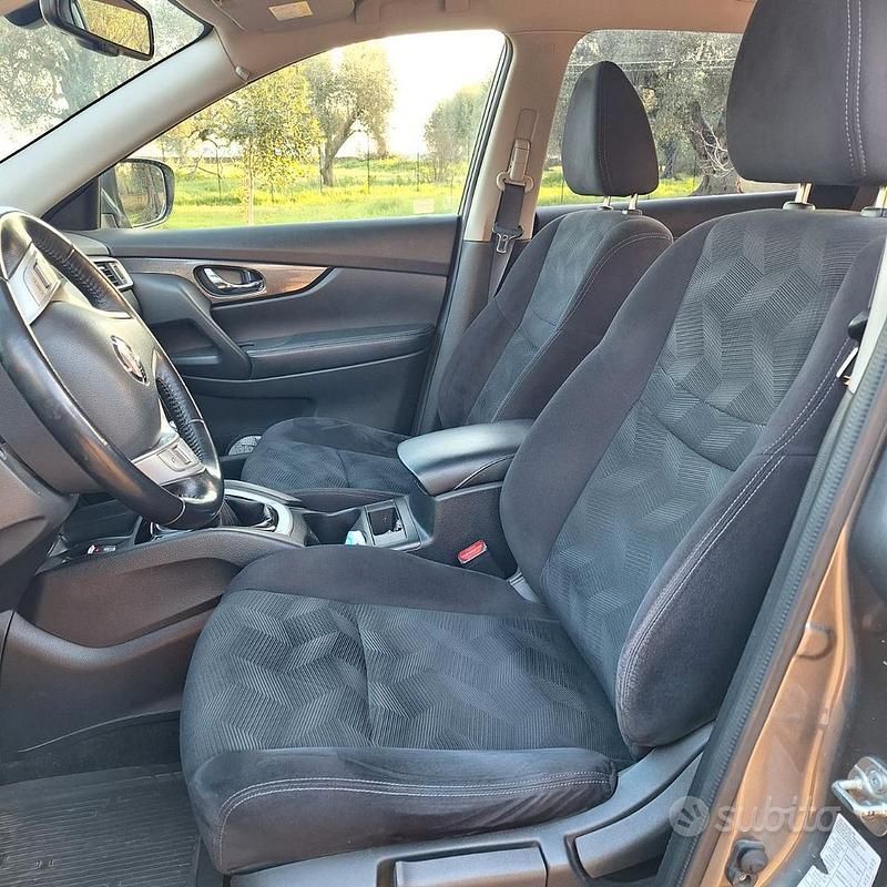 Usata Nissan X-Trail 130 CV (95 kW) 2015 Grigio SUV