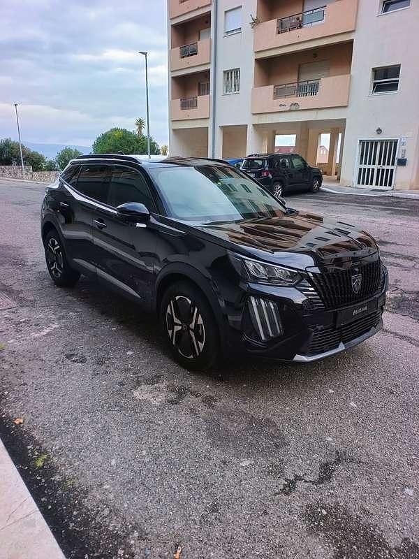 Usata Peugeot 2008 Allure 102 CV (75 kW) 2024 Nero SUV