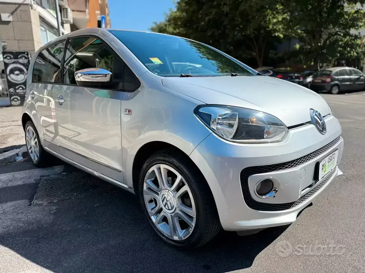 Usata VW up! 68 CV (50 kW) 2015 Utilitaria