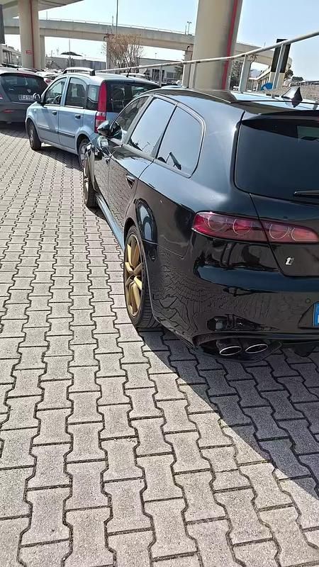 Usata Alfa Romeo 159 Ti 200 CV (147 kW) 2011 Nero Station wagon