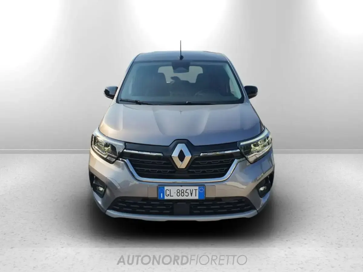 Usata Renault Kangoo Equilibre 102 CV (75 kW) 2023 Grigio Monovolume