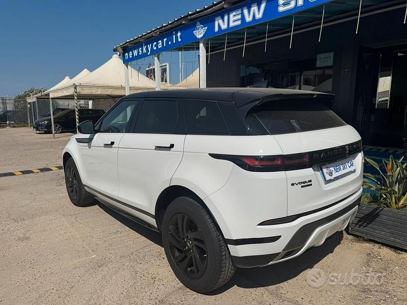 Usata Land Rover Range Rover evoque R-Dynamic 150 CV (110 kW) 2019 Bianco SUV