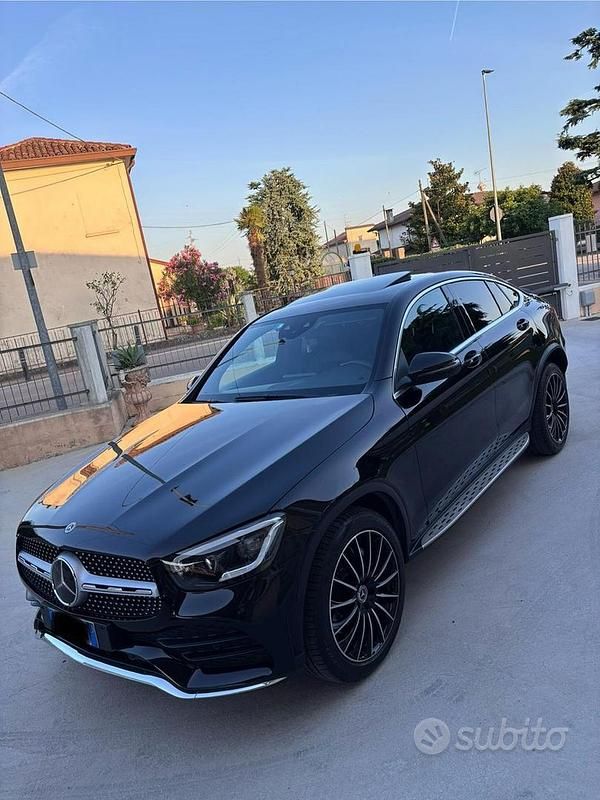 Usata Mercedes GLC220 2019 Nero Coupé