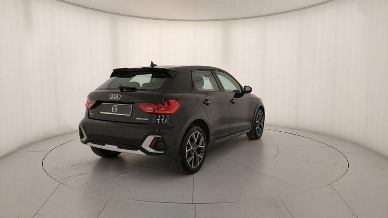 Usata Audi A1 Design 110 CV (80 kW) 2022 Nero SUV