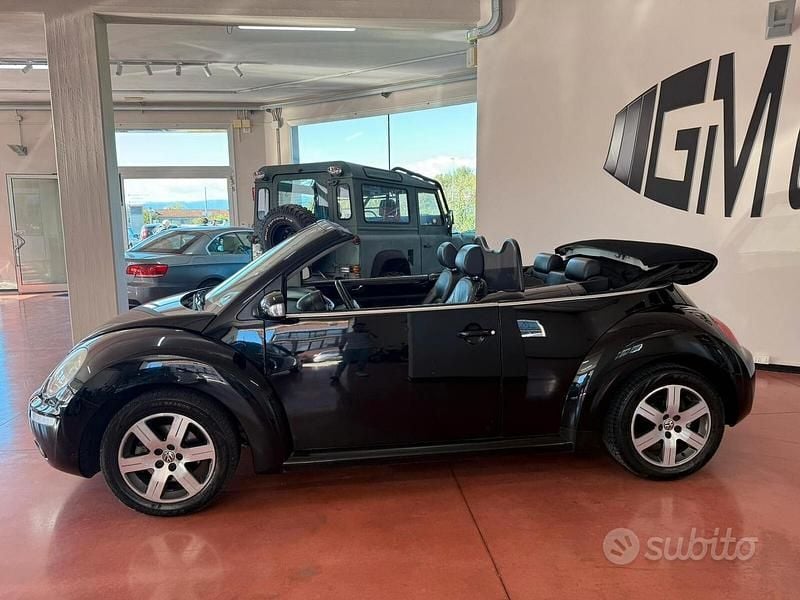 Usata VW Beetle Cabriolet 105 CV (77 kW) 2007 Nero Cabrio
