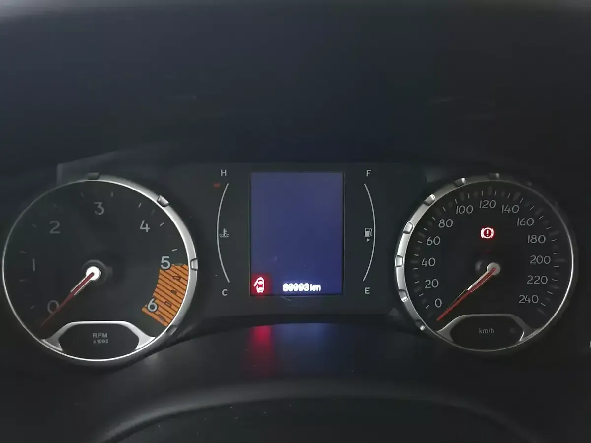 Usata Jeep Renegade 130 CV (95 kW) 2021 Grigiogrigio SUV