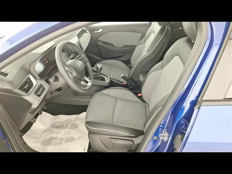 Usata Renault Clio Techno 91 CV (66 kW) 2025 Utilitaria