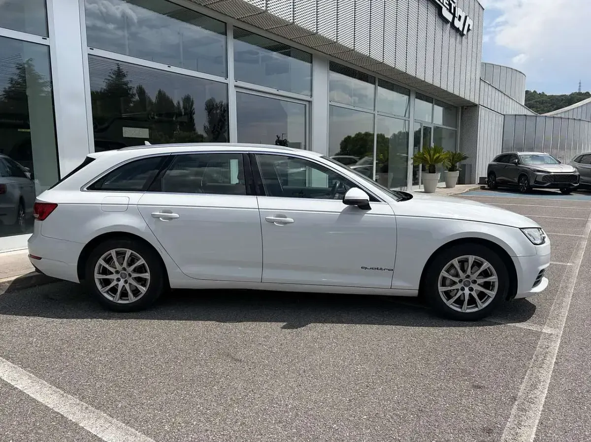 Usata Audi A4 Business 190 CV (139 kW) 2016 Ibisweiss Station wagon