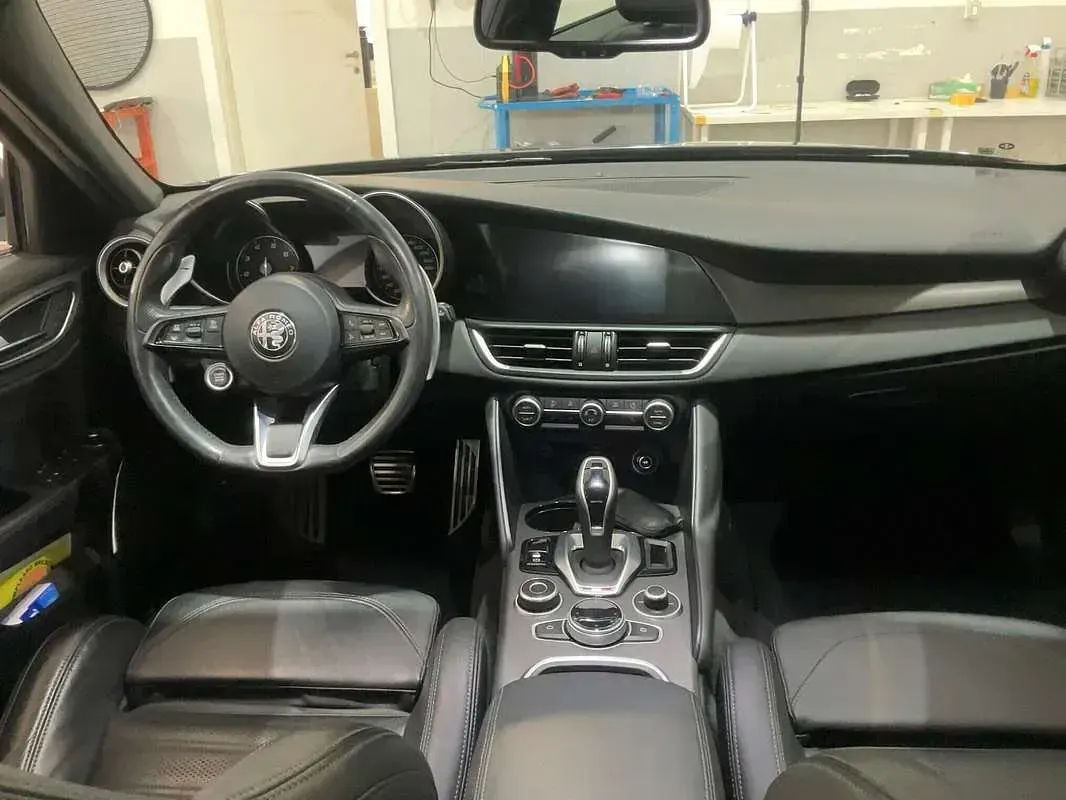 Usata Alfa Romeo Giulia Veloce 280 CV (205 kW) 2021 Grigio Berlina