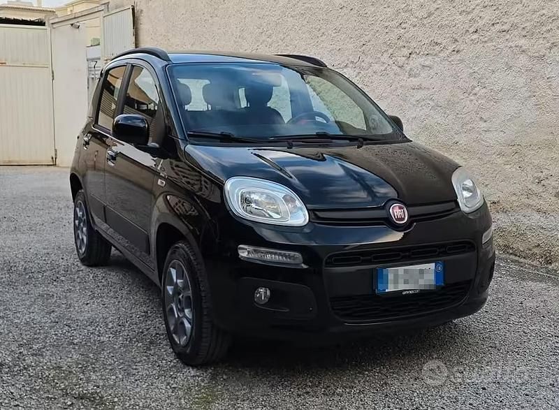 Usata Fiat Panda Lounge 86 CV (63 kW) 2016 Nero Utilitaria