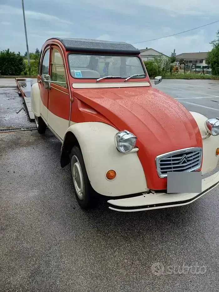 Usata Citroën 2CV 1970 Rosso Berlina