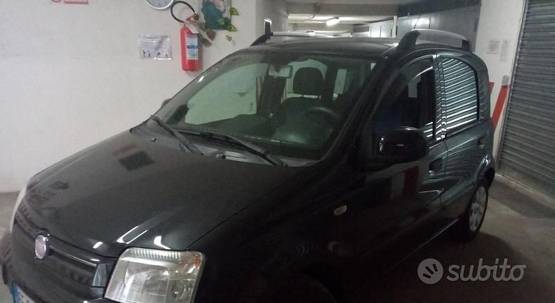 Usata Fiat Panda 69 CV (50 kW) 2011 Nero Utilitaria