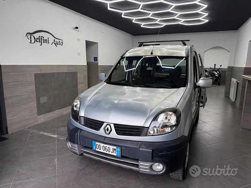 Grigio Usata 2006 Renault Kangoo Luxe Monovolume | 2500 € (Cara) - Immagine 1/4