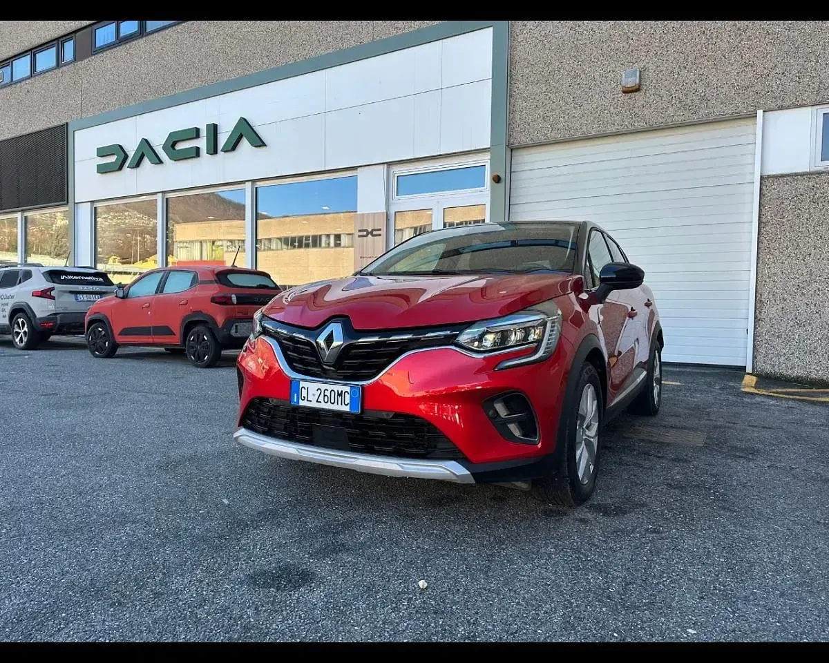 Usata Renault Captur Intens 102 CV (75 kW) 2023 Rosso SUV