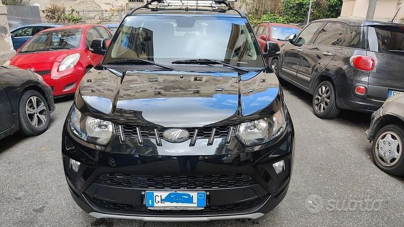 Usata Mahindra KUV100 87 CV (63 kW) 2022 SUV