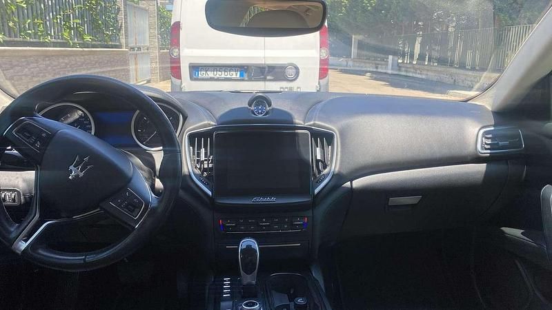 Usata Maserati Ghibli GranLusso 275 CV (202 kW) 2018 Berlina