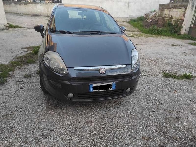 Usata 2010 Fiat Punto Evo Dynamic Due volumi | 1600 € (Super prezzo) - Immagine 1/4