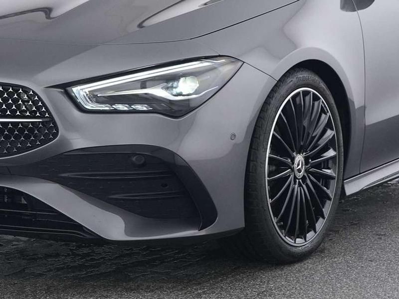 Usata Mercedes CLA200 AMG Line Premium Plus 163 CV (119 kW) 2025 Grigio montagna Station wagon