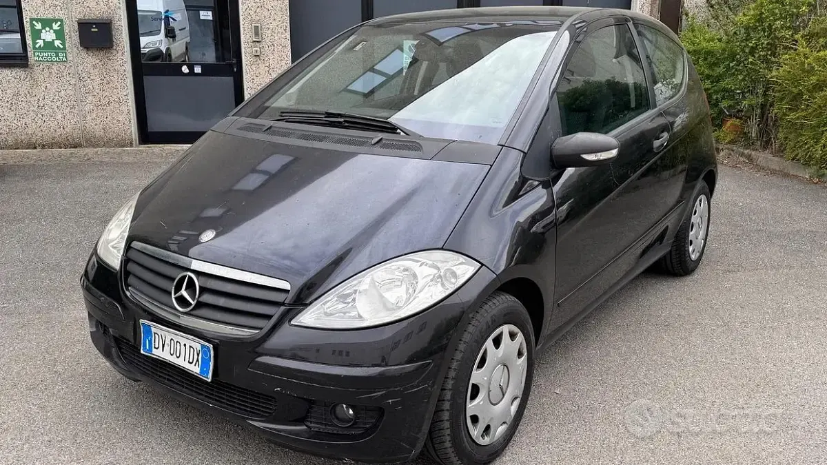 Usata Mercedes A150 95 CV (69 kW) 2009 Nero Coupé