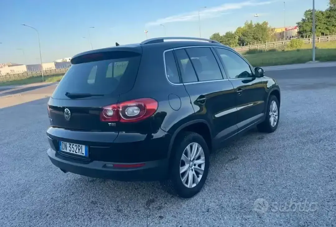 Usata VW Tiguan Sportline 150 CV (110 kW) 2008 Nero SUV