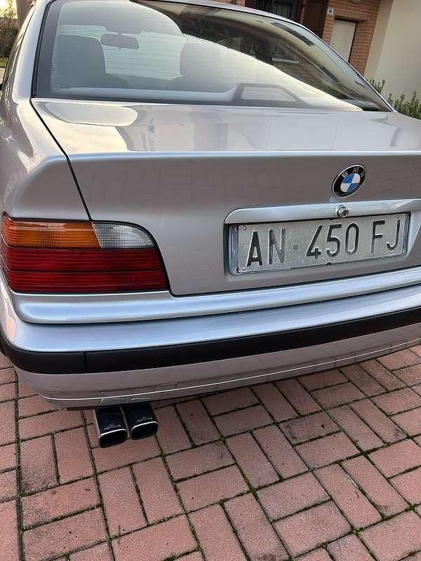 Usata BMW 320 150 CV (110 kW) 1997 Coupé