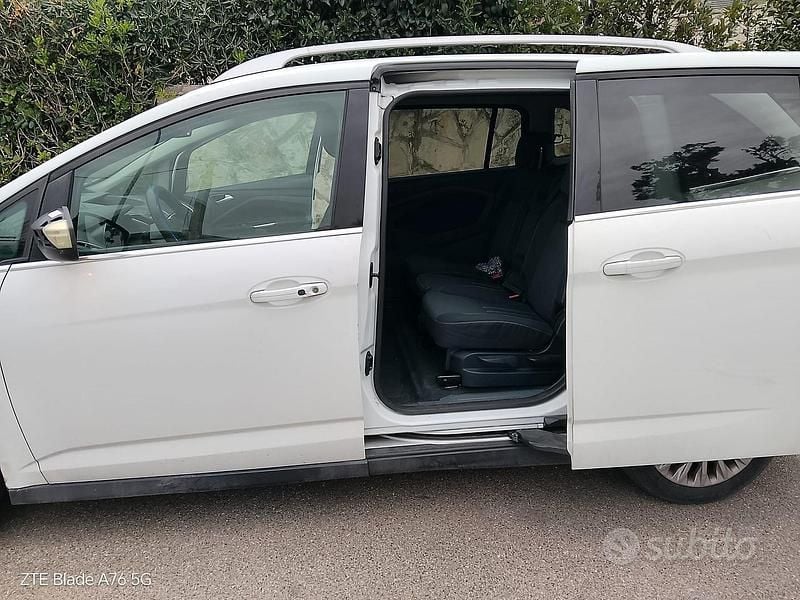 Usata Ford C-MAX 105 CV (77 kW) 2011 Bianco Monovolume