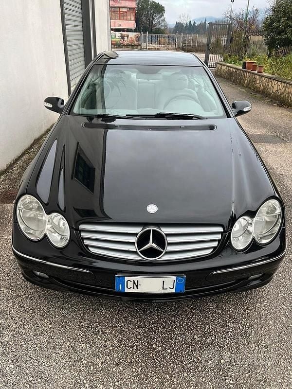 Usata Mercedes CLK270 Elegance 2005 Nero Coupé