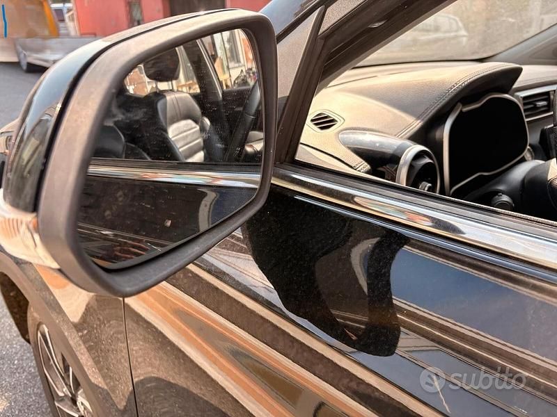 Usata MG ZS Luxury 106 CV (77 kW) 2022 Nero SUV