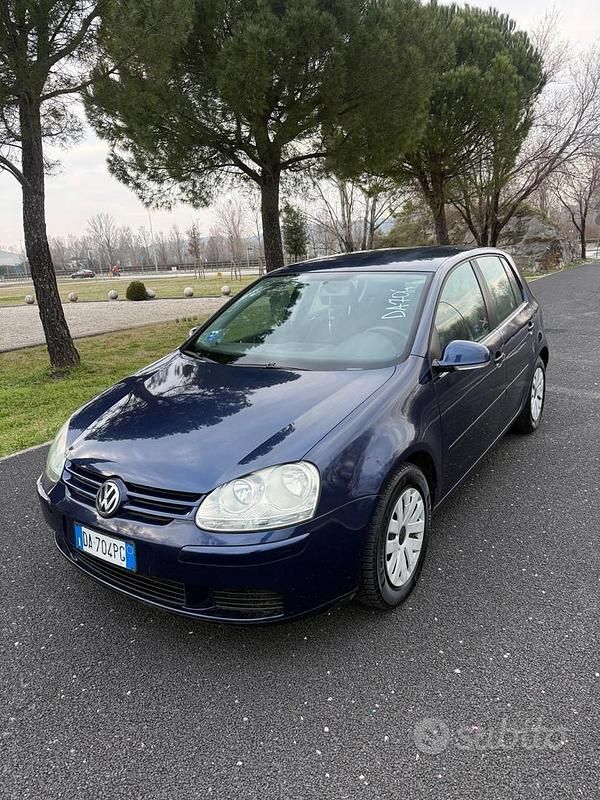Usata VW Golf IV GT 104 CV (76 kW) 2006 Blu Berlina