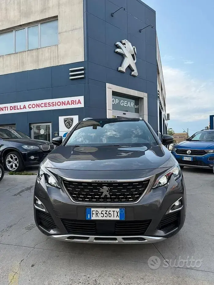 Usata Peugeot 5008 GT-line 120 CV (88 kW) 2018 Grigio SUV