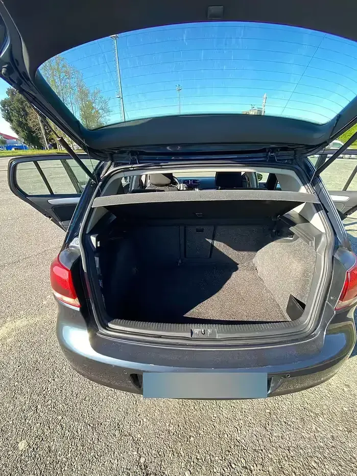 Usata VW Golf VI Highline 105 CV (77 kW) 2010 Blu Utilitaria