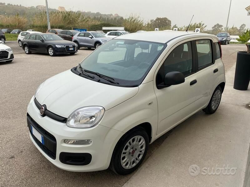 Usata Fiat Panda S 70 CV (51 kW) 2022 Bianco Utilitaria