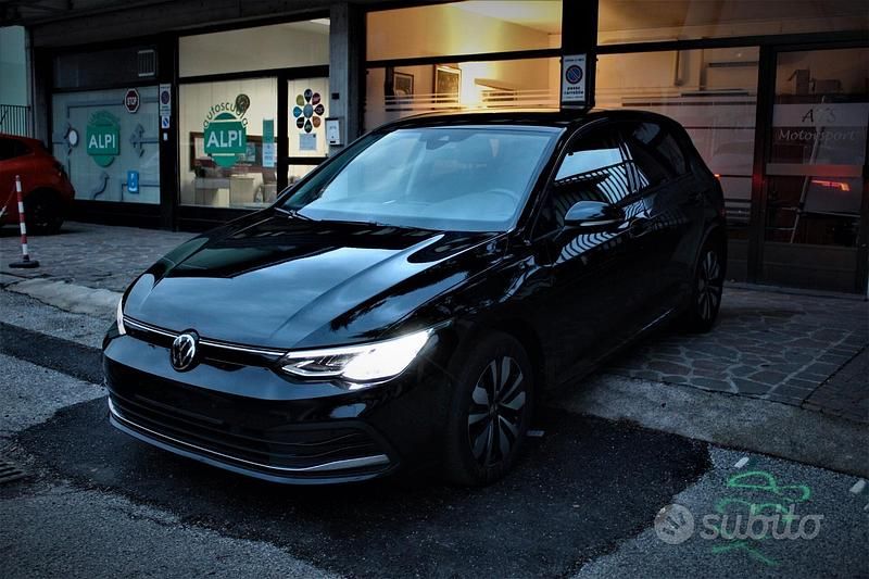 Usata VW Golf VIII Move 149 CV (109 kW) 2023 Nero Berlina