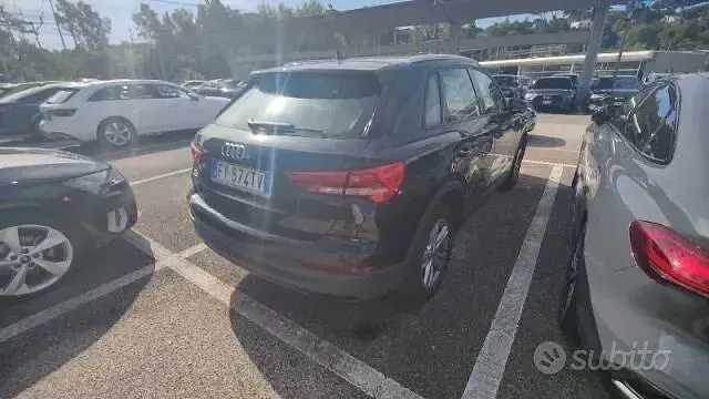 Usata Audi Q3 Business 150 CV (110 kW) 2019 Nero SUV
